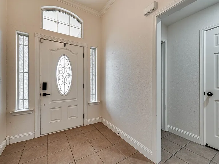3316 Sagemont Dr — Photo 2