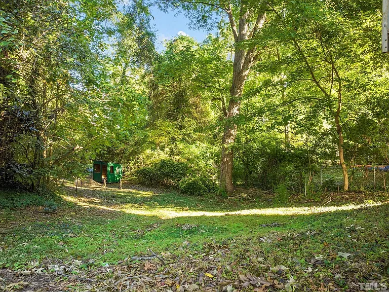 1823 White Oak Rd #B — Photo 19
