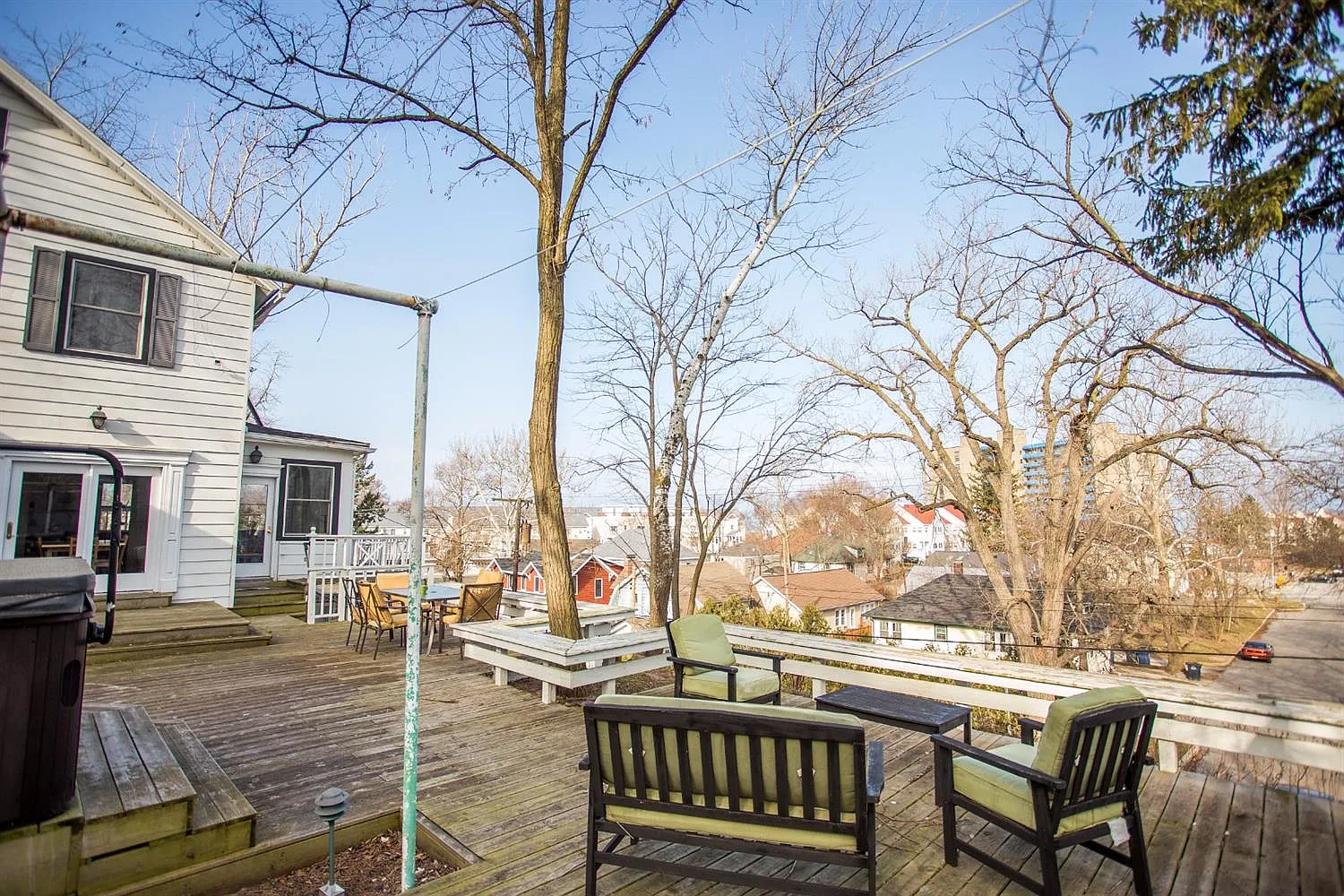 213 Lake Shore Dr photo 1