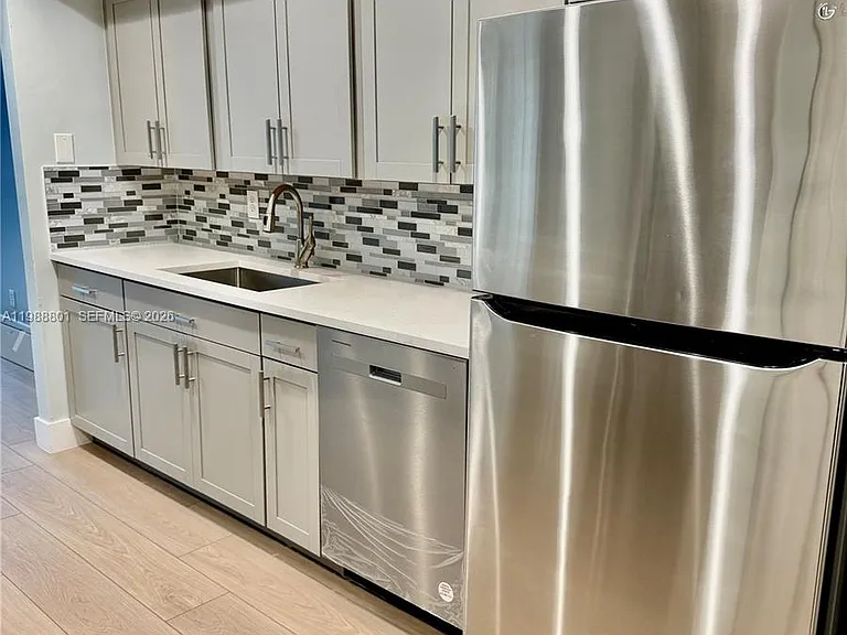 601 Three Islands Blvd #217 — Photo 3