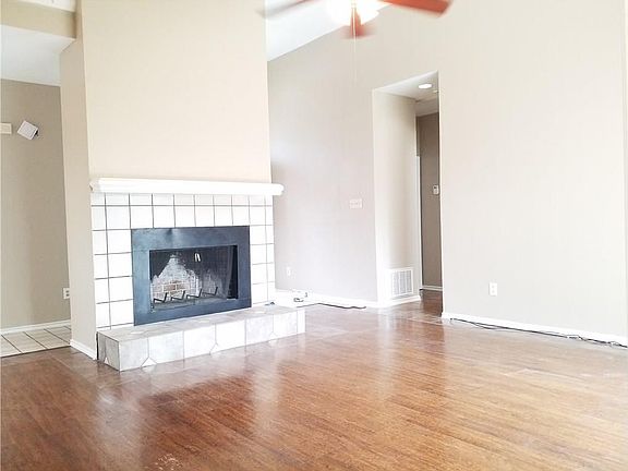 4th image of 3212 Plumstead Dr