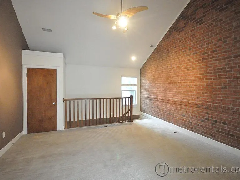 1112 Perry St #C — Photo 12