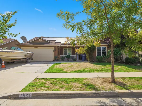 2531 Tempranillo Drive, Tulare, CA 93274