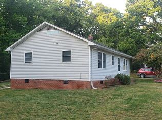 416 Mickey Ln, Cary, NC 27513