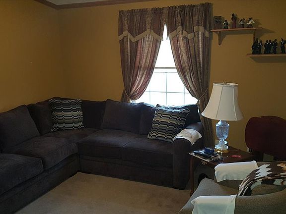 4th image of 4163 Bunker Hill Ln W