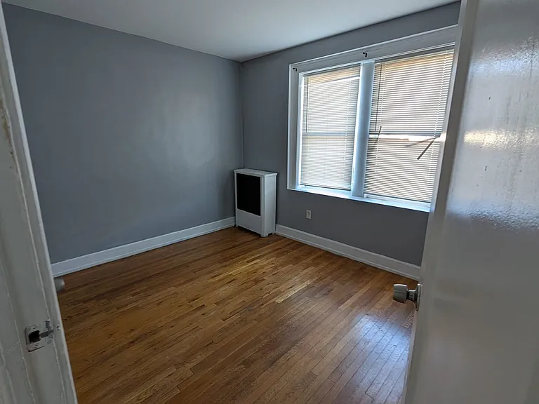 213 S Harrison St #2 — Photo 4