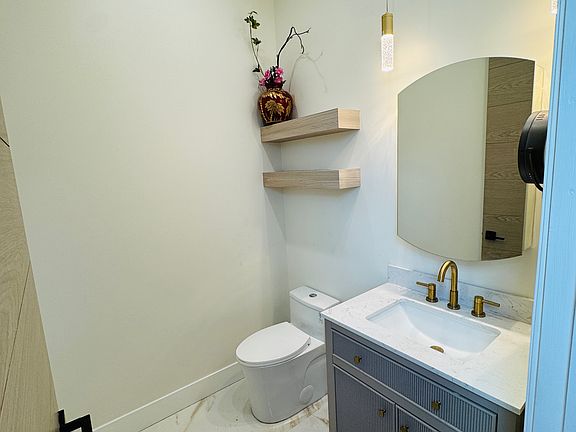 5th image of 5800 McDonie Ave #5800