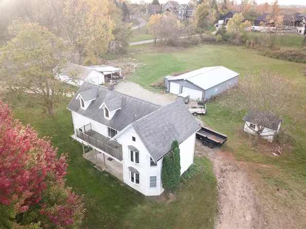 6861 Cross Country Rd, Verona, WI 53593