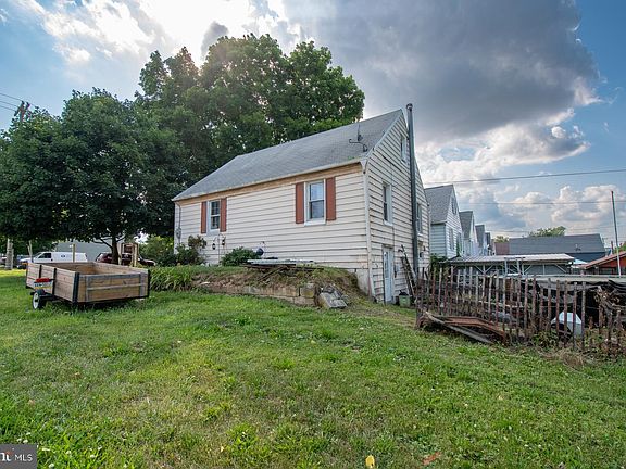 5th image of 816 McAllister St