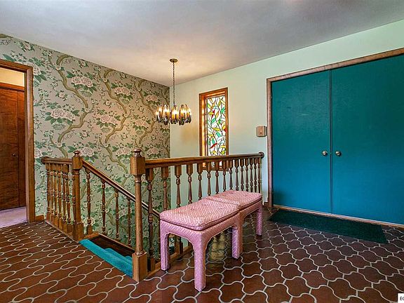 2nd image of 16293 Country Club Dr