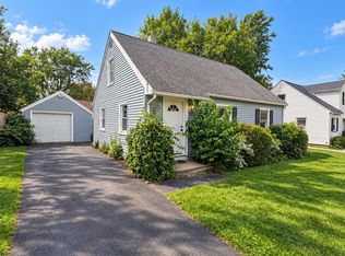 21 Alden Rd, Rochester, NY 14626