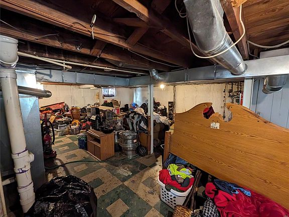 5th image of 2028 Stillwater Dr