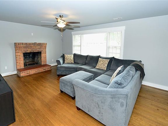 4th image of 2309 Drum Creek Rd