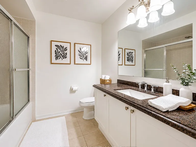 112 Barnwood Dr — Photo 16