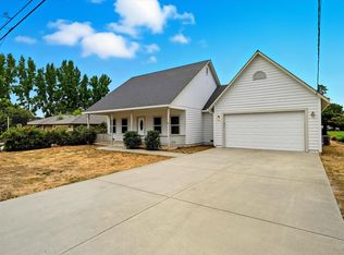 18231 Deer Hollow Rd, Hidden Valley Lake, CA 95467