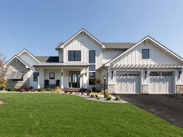 7040 Whitney Farm Ln, Jamesville, NY 13078