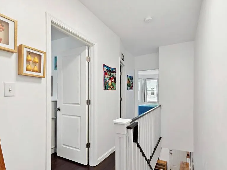 512 N Holly St — Photo 9