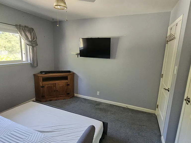 28 Meadow Way — Photo 8