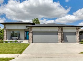 9445 Switchgrass, Norwalk, IA 50211