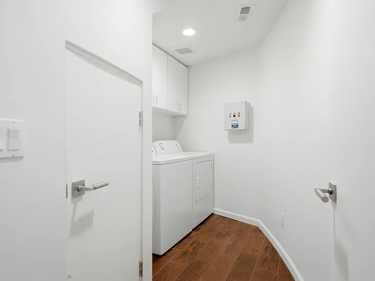 329 Kilkenny Dr — Photo 25