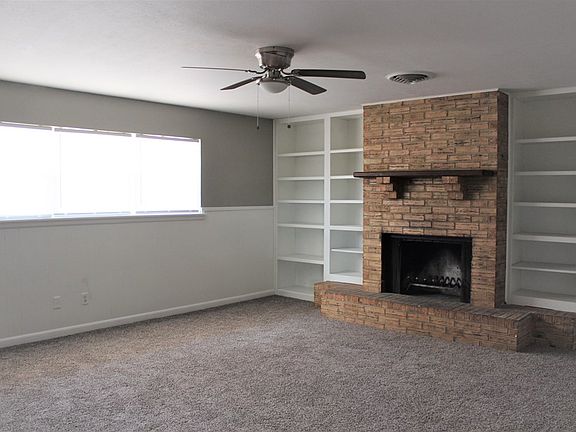 3rd image of 4624 Pleasant Dr
