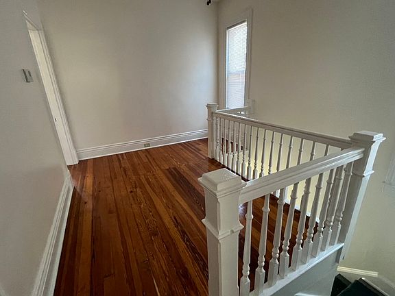 5th image of 1938 Deerwood Ave #2