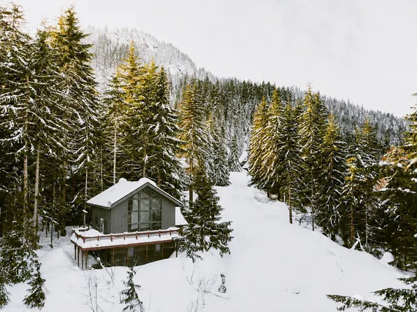 350 Rampart Drive, Snoqualmie Pass, WA 98068