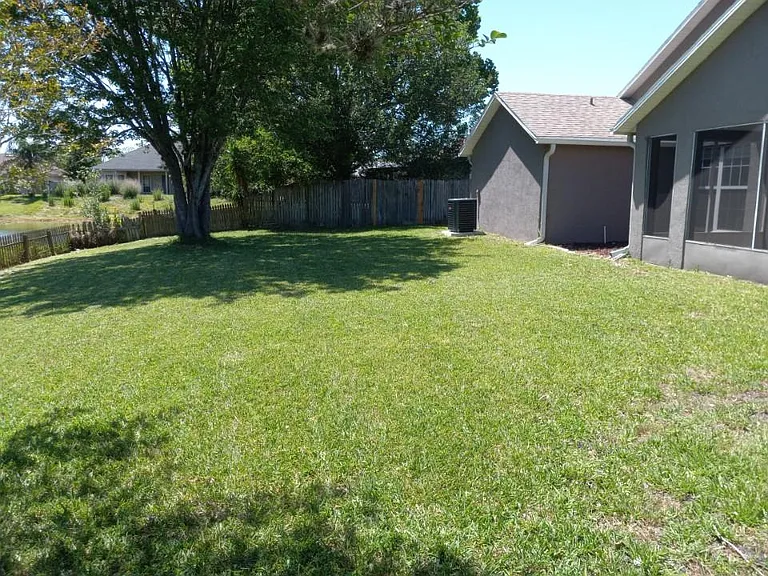 11382 Aston Hall Dr S — Photo 29