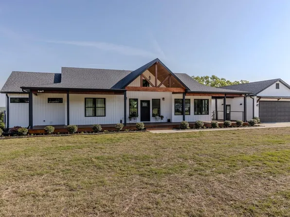 2000 N Main St, Greenwood, AR 72936