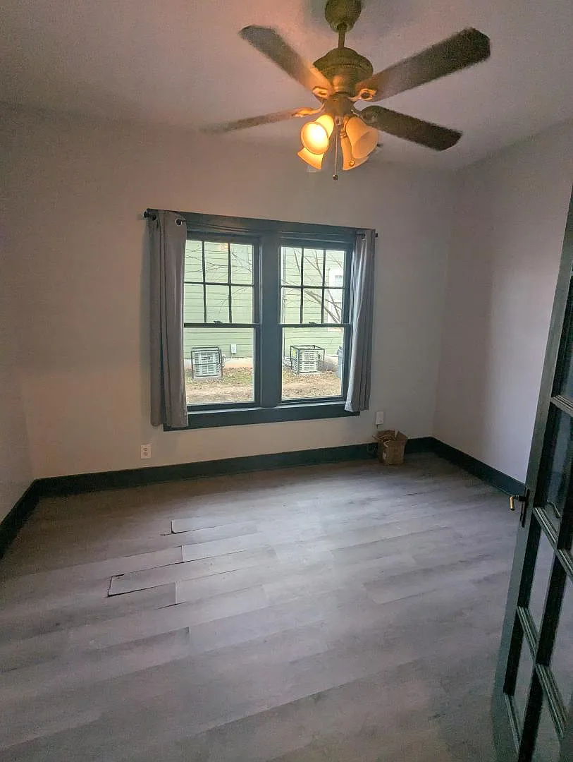 211 W 10th Ave - 211 w 10th — Photo 3