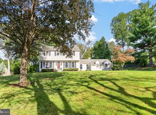 735 Monument Rd, Malvern, PA 19355