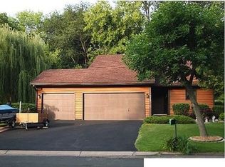 9825 67th Ave N, Maple Grove, MN 55369