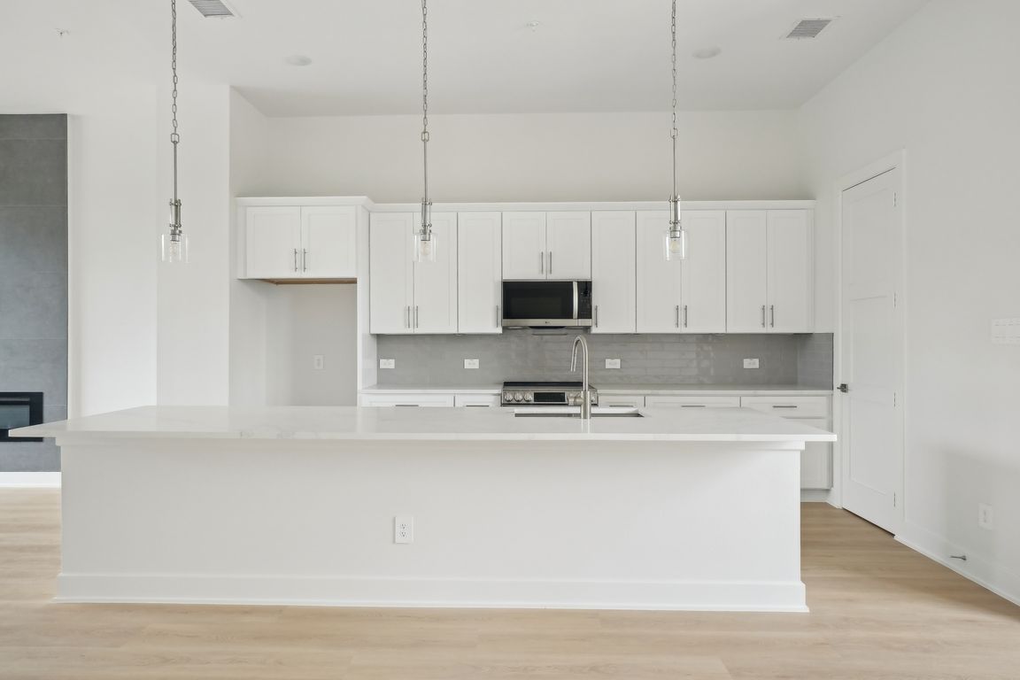 Havenhurst St-0805-014.jpg