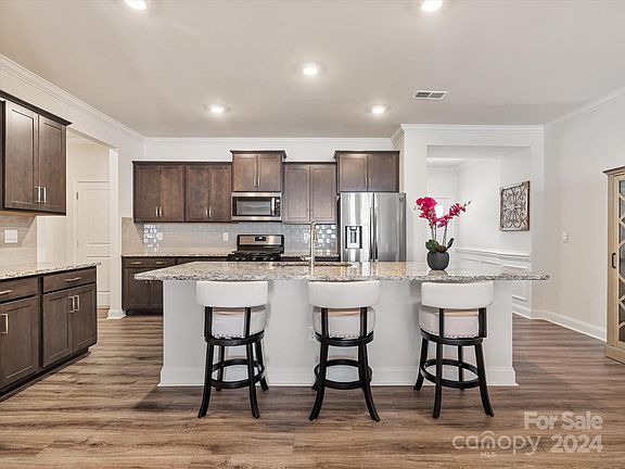 5th image of 4308 Plumeria Way