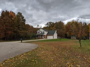 21700 Dale Dr, Belleville, MI 48111