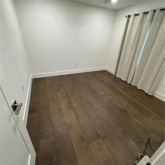 27500 Suffridge Dr — Photo 17