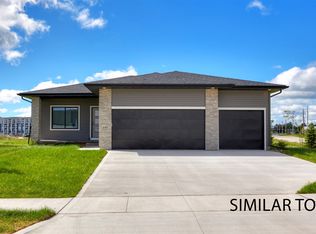 16506 Bentwood Dr, Waukee, IA 50263