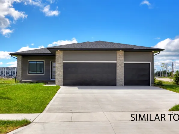 16506 Bentwood Dr, Urbandale, IA 50323