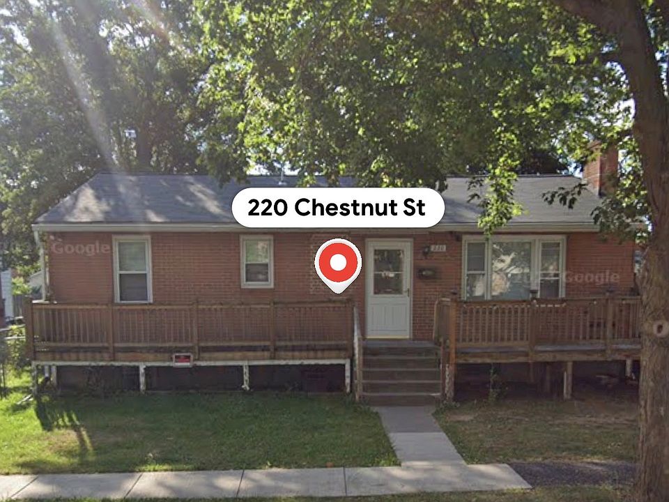 1st image of 220 Chestnut St