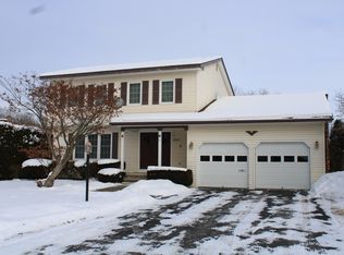 3 Pinewood Dr, Plattsburgh, NY 12901