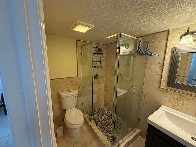 1020 94th St #403 — Photo 20