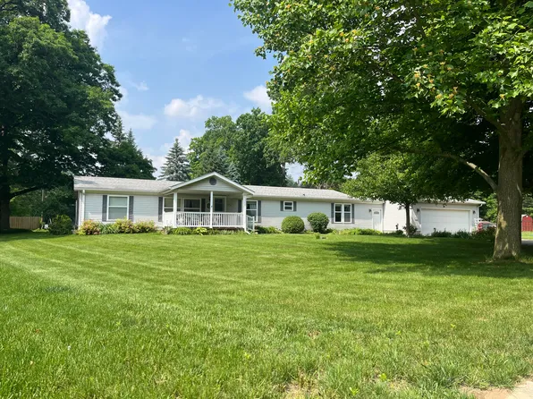 376 W Charlotte St, Centreville, MI 49032