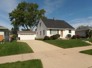 6225 S Kirkwood Ave, Cudahy, WI