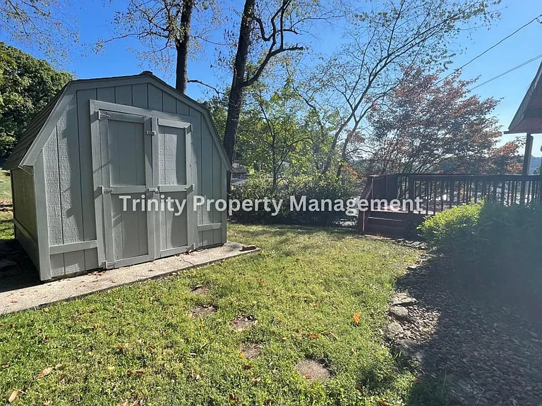 305 Michael St — Photo 22