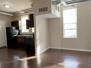 1919 S Racine Ave #2R, Chicago, IL 60608