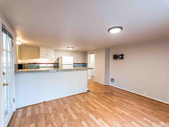 2nd image of 3557 Pierce St #A
