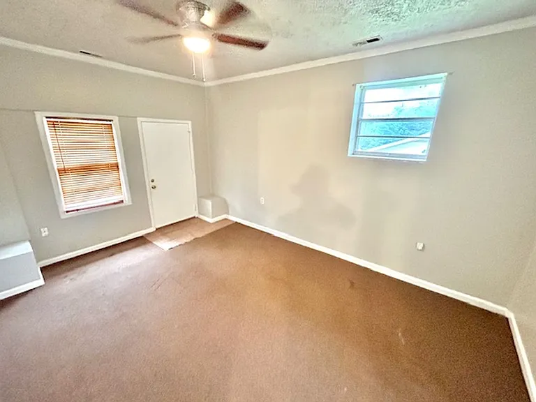 3305 E Tucker Dr NW — Photo 9