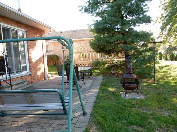 4th image of 7550 Vista Dr