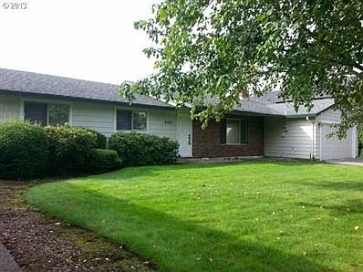 2nd image of 8303 NE 54th St