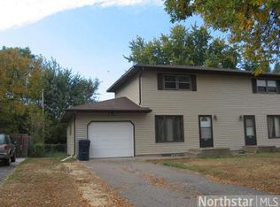 410 Belle Aire Dr, Champlin, MN 55316